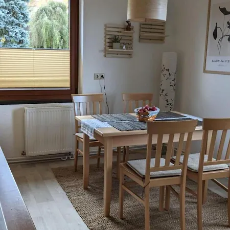 Schlossblick Und Komfort In Apartament *