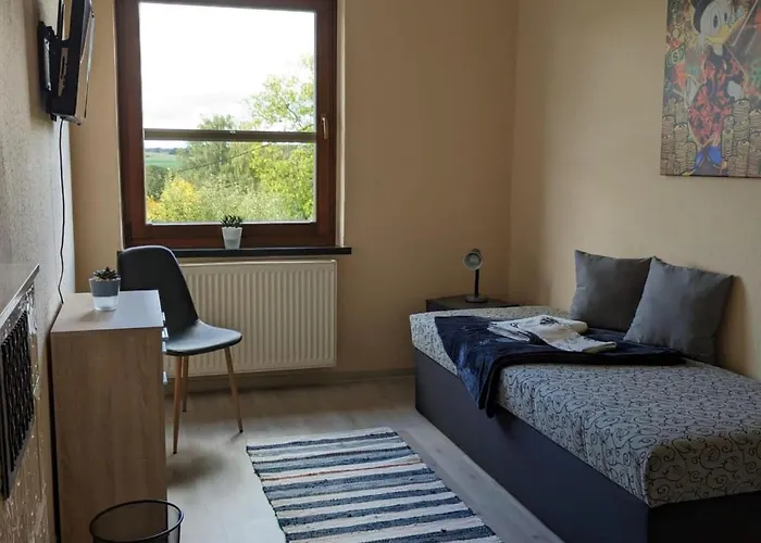 Schlossblick Und Komfort In Apartment Stolpen